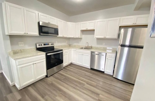Oneonta Apartment | 3rd Base Apt 1 - All Star Baseball Rentals