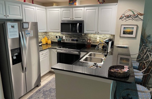 Gulf Shores Condo | 3rd Floor Condo Overlooking the Beach. Super clean!