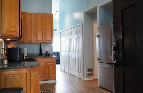Geneva-on-the-Lake Condo | 3rd Floor Lakeview 2-Bedroom Penthouse in Geneva U6