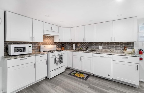 Atlantic City Apartment | 3rd House From the Beach!