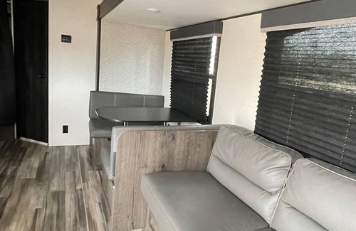 Moreno Valley House | 3RV/parking/Netflix/private/excellent location
