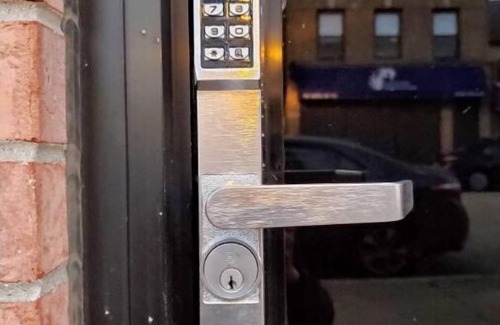 Armour Square Apartment | 4 #1S - 4 Bedroom/1.5 Bath Condo near McCormick Place, Wintrust Arena