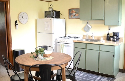 Strasburg Cabin | #4 Beaver Creek Cabin