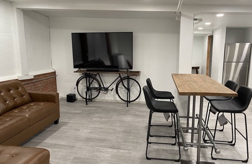 Stillwater House | 4 bed 2 bath unit on Campus Corner with rooftop deck - sleeps 12