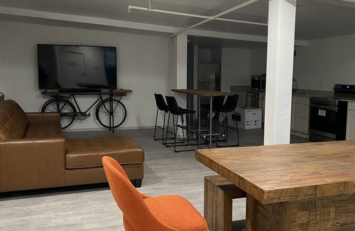 Stillwater House | 4 bed 2 bath unit on Campus Corner with rooftop deck - sleeps 12