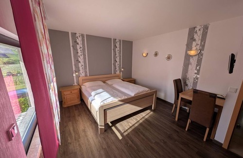 Trittenheim Bed & Breakfast | 4-bed apartment - Guesthouse Bollig