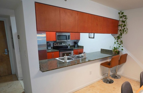 Brickell Apartment | 4 bed boho condo with amazing view *Comfortable, stylish and clean*