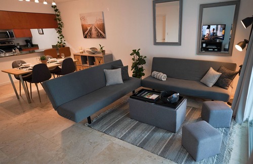 Brickell Apartment | 4 bed boho condo with amazing view *Comfortable, stylish and clean*
