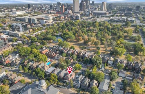 Victorian Village House | 4 Bed Duplex near Goodale Park