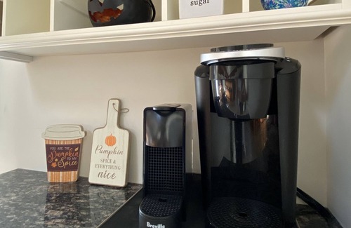 West Barnstable House | 4 Bed House Includes Paid Beach Pass, Movie Room, playhouse, fire room