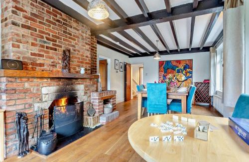 Newport House | 4 Bed in Binfield 93244