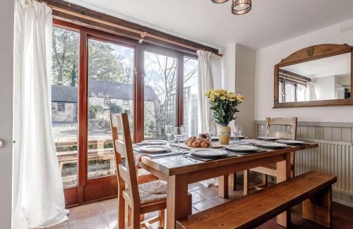 Hopton House | 4 Bed in Carsington Water 85768