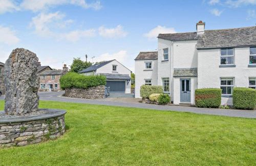 Cartmel House | 4 Bed in Cartmel LCC71