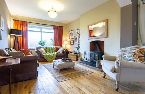 Tal-y-Cafn House | 4 Bed in Conwy 50934