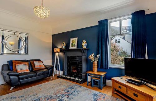 Fairbourne House | 4 Bed in Fairbourne 42772