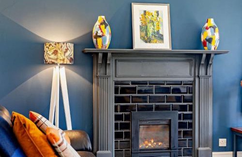 Fairbourne House | 4 Bed in Fairbourne 42772