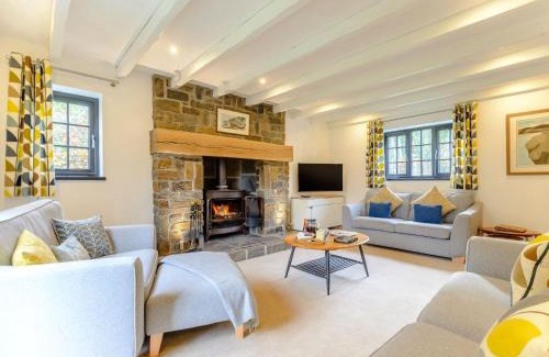 Oxwich House | 4 Bed in Oxwich 74984
