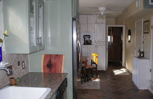 Parker Lane House | 4 Bedroom, 2.5 Bath Downtown Home, Easy Access To Ih35, Fenced Yard