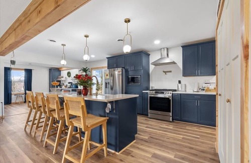 Bakerstown House | 4 bedroom 3 bathroom house with spacious deck and 1 acre