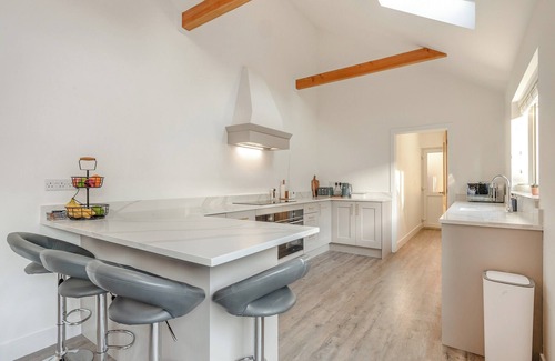 Burgh Castle Cottage | 4 bedroom accommodation in Burgh Castle