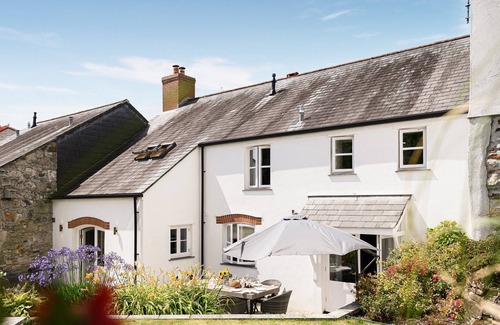 Charlestown Cottage | 4 bedroom accommodation in Charlestown