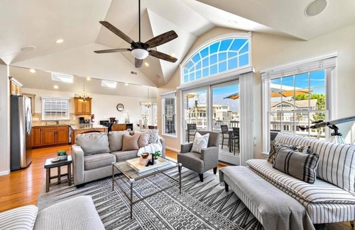 Beach Haven House | 4 bedroom accommodation in Brant Beach