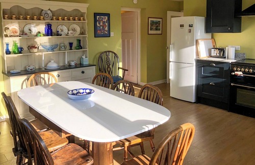 Hempstead Cottage | 4 bedroom accommodation in Hempstead, near Holt