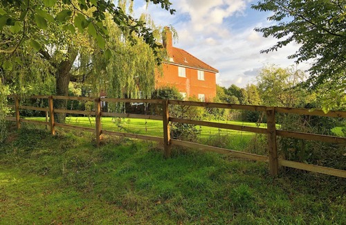 Hempstead Cottage | 4 bedroom accommodation in Hempstead, near Holt