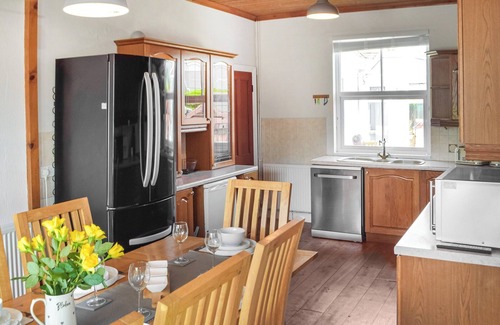 Cross Inn Cottage | 4 bedroom accommodation in New Quay