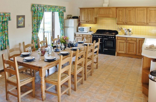 Bideford Cottage | 4 bedroom accommodation in Fairy Cross, Bideford
