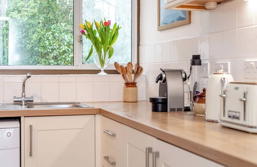 Camborne Cottage | 4 bedroom accommodation in South Tehidy, near Portreath