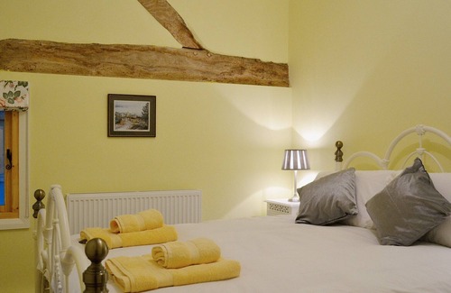 Fownhope Cottage | 4 bedroom accommodation in Prior’s Frome, near Mordiford