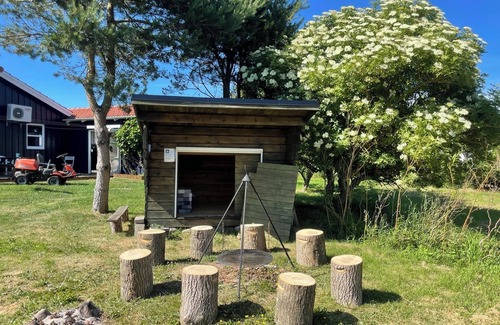 Hojslev House | 4 bedroom accommodation in Højslev