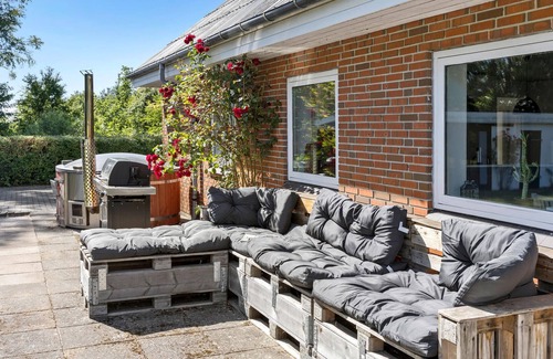 Udbyhøj House | 4 bedroom amazing home in ørsted