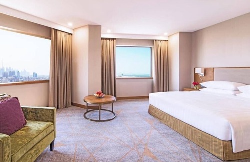 Deira Hotel | 4 Bedroom Apartment Near Gold Souk Metro BY E R