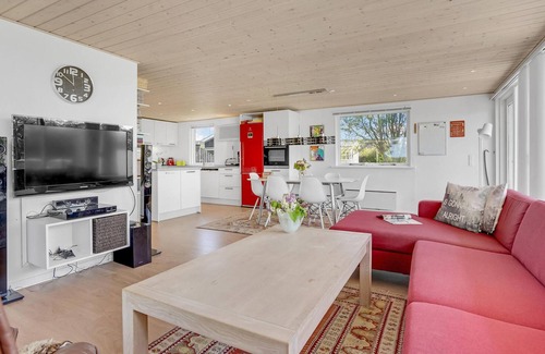 Saksild Strand House | 4 bedroom awesome home in Odder