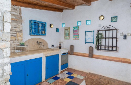 Sisan House | 4 bedroom awesome home in SiSan