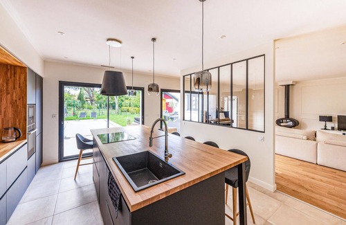 Pessac House | 4 bedroom beautiful home in Pessac