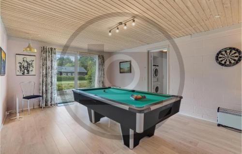 Jegum House | 4 Bedroom Beautiful Home In Oksbøl