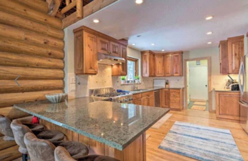 Summit Park Cabin | 4 Bedroom Cabin in Summit Park, close to Park City