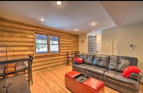 Summit Park House | 4 Bedroom Cabin in Summit Park, close to Park City