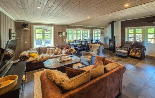 Kvam House | 4 Bedroom Cozy Home In Norheimsund