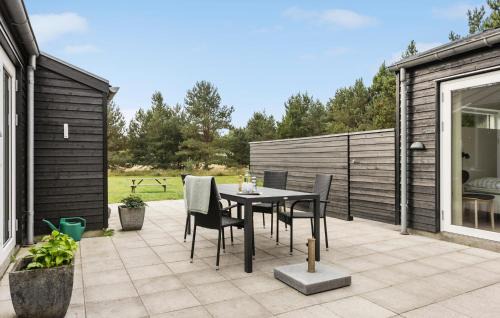 Aalbaek House | 4 Bedroom Cozy Home In Ålbæk