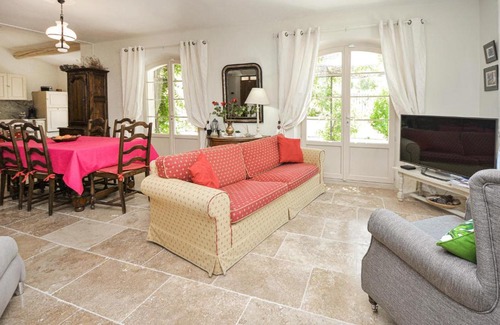 Eygalieres House | 4 Bedroom Cozy Home In Eygalières