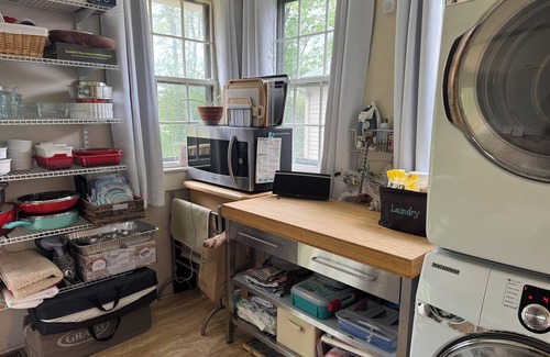 Wilmore House | 4-bedroom historic house near campus in Wilmore. Fragrance-free & mold-free
