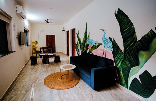 Vagator Hotel | 4-bedroom hotel in brilliant Goa with AC, WiFi. Enjoy a relaxing stay