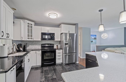 Clear Lake House | 4-bedroom house in brilliant Clear Lake with AC, WiFi. Enjoy your stay