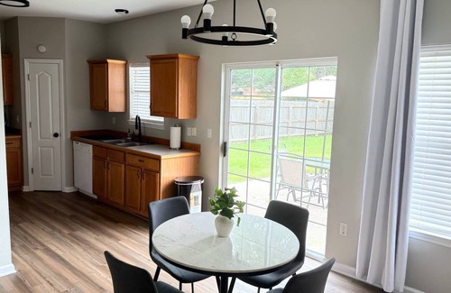 Gulfport House | 4-bedroom house in charming Gulfport with WiFi, AC. Book now