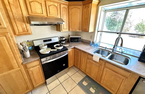 Ardenwood House | 4-bedroom house in fantastic Fremont