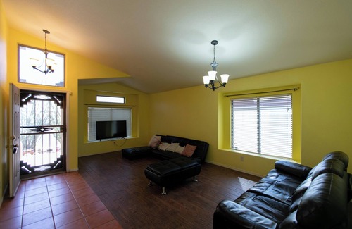 Tucson House | 4-bedroom house in lovely Tucson with WiFi, AC
